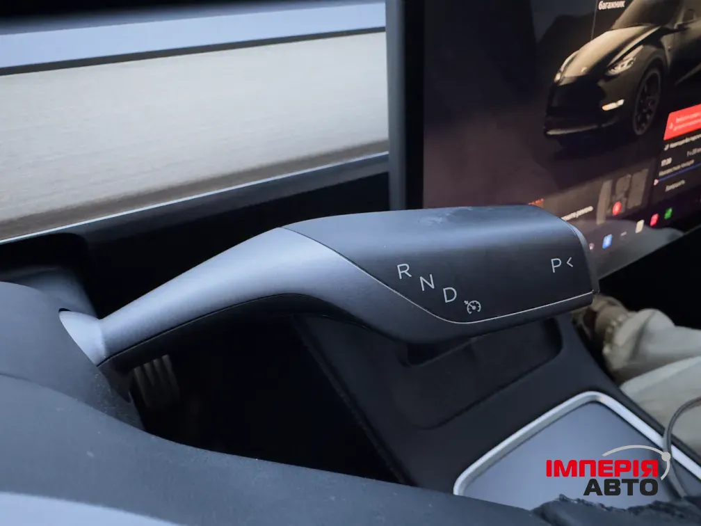 Tesla Model Y - фото 21