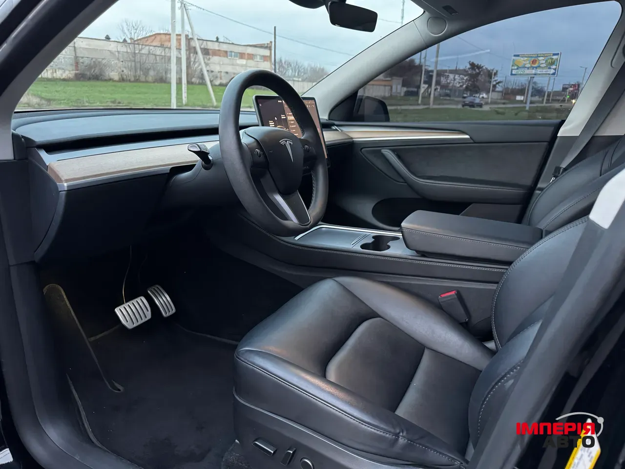 Tesla Model Y - фото 17