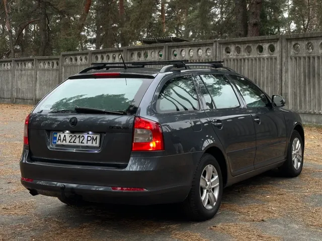 Skoda Octavia - фото 5