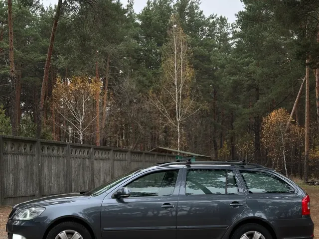 Skoda Octavia - фото 3