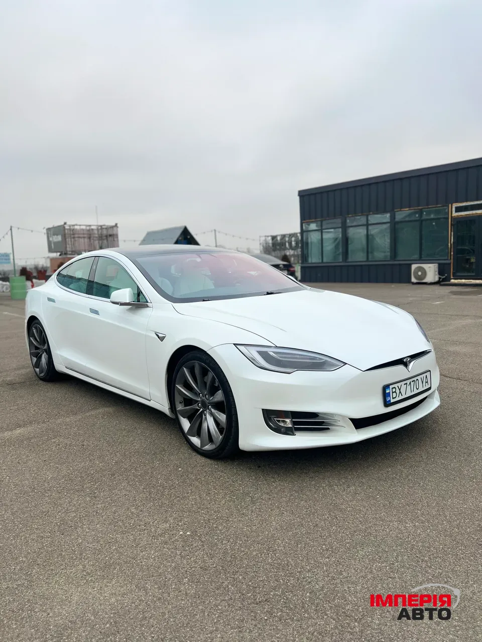 Tesla Model S - фото 13