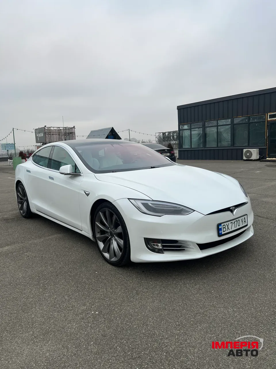 Tesla Model S - фото 15