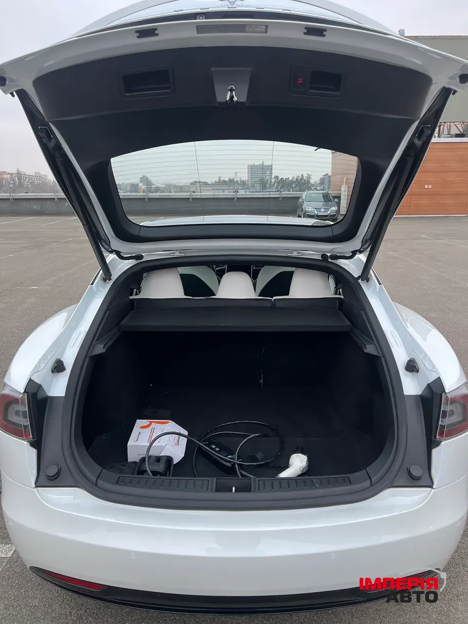 Tesla Model S - фото 22