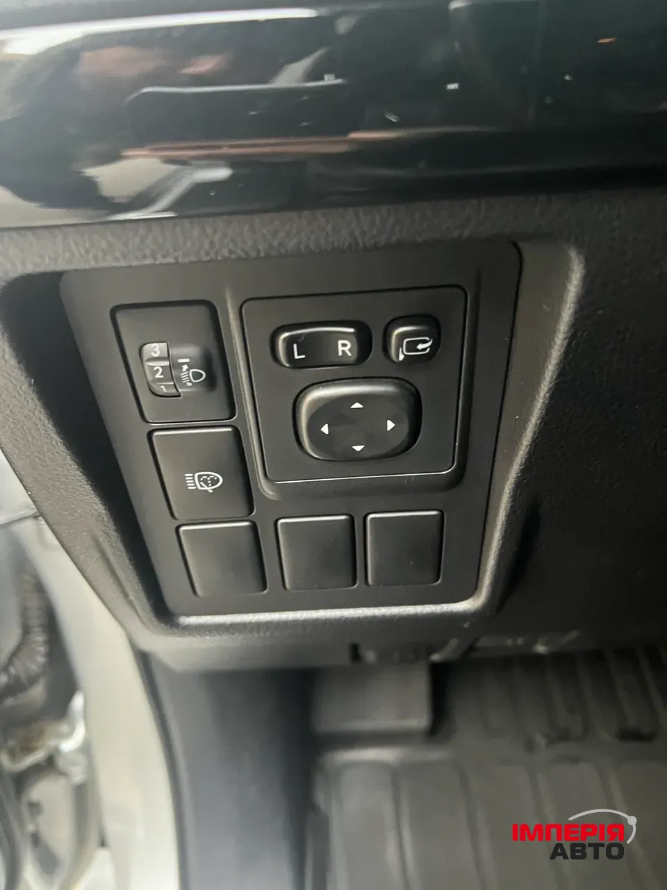 Toyota Land Cruiser Prado - фото 14