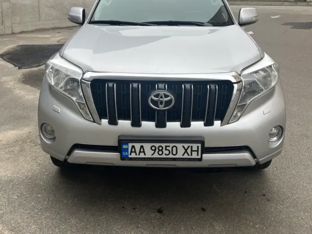 Toyota Land Cruiser Prado - фото 3