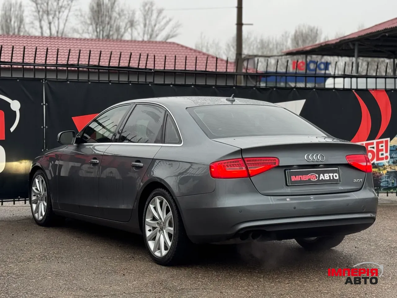 Audi A4 - фото 4