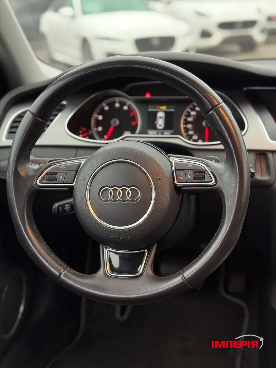 Audi A4 - фото 15