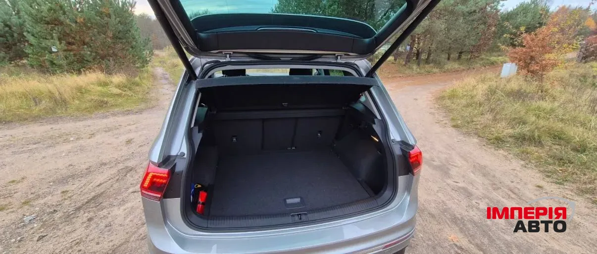 Volkswagen Tiguan - фото 6