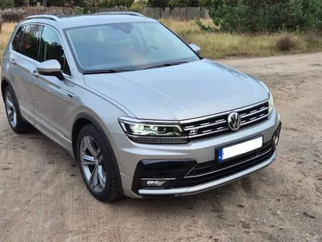Volkswagen Tiguan - фото 2