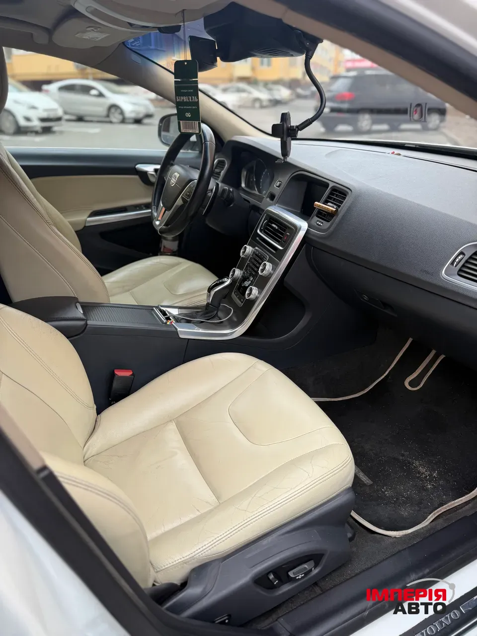 Volvo S60 - фото 9