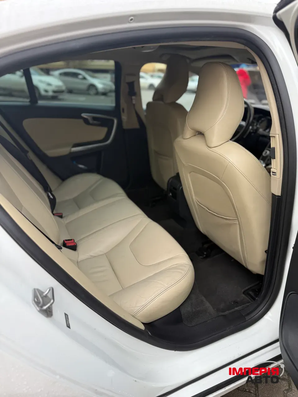 Volvo S60 - фото 8