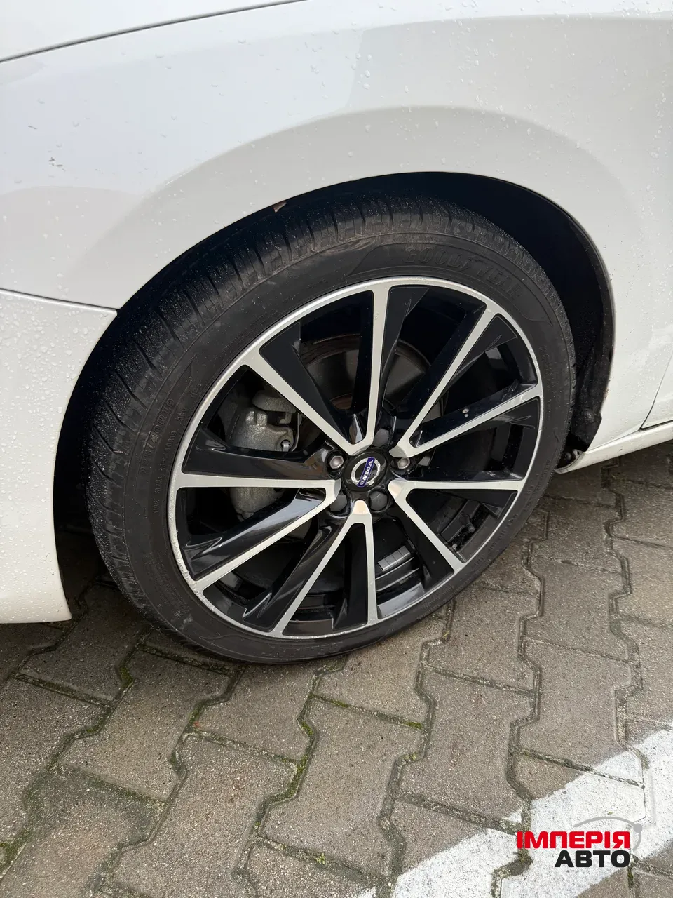 Volvo S60 - фото 10