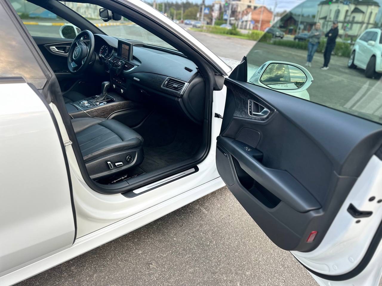 Audi A7 - фото 9