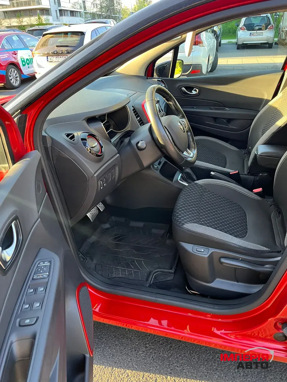 Renault Captur - фото 7