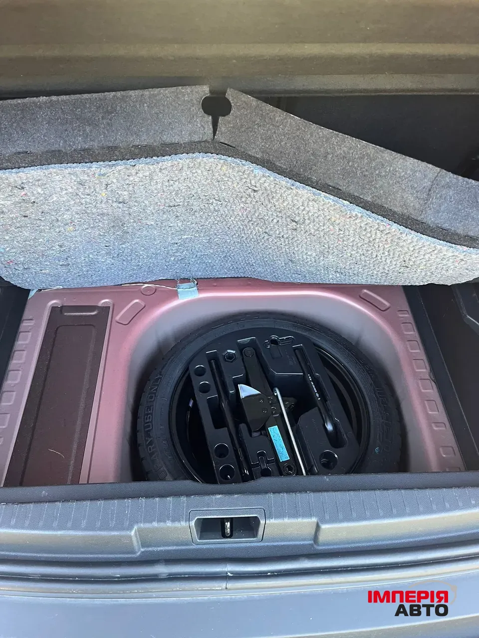 Renault Captur - фото 18