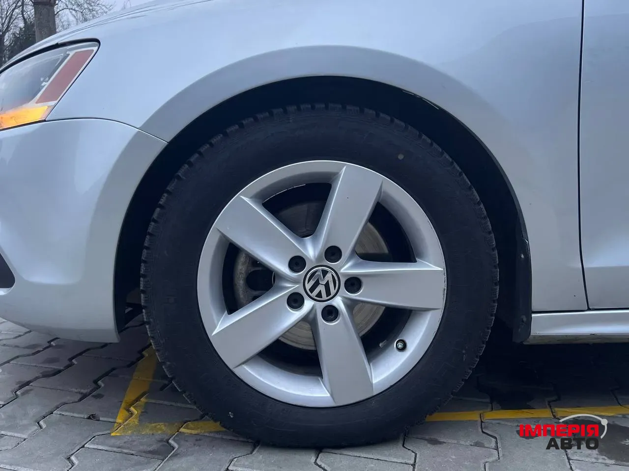 Volkswagen Jetta - фото 8