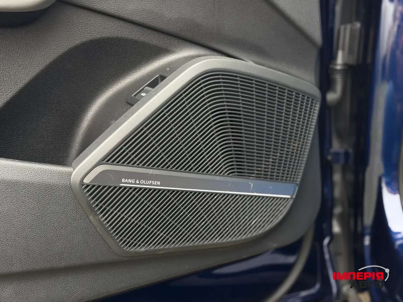 Audi SQ5 - фото 25