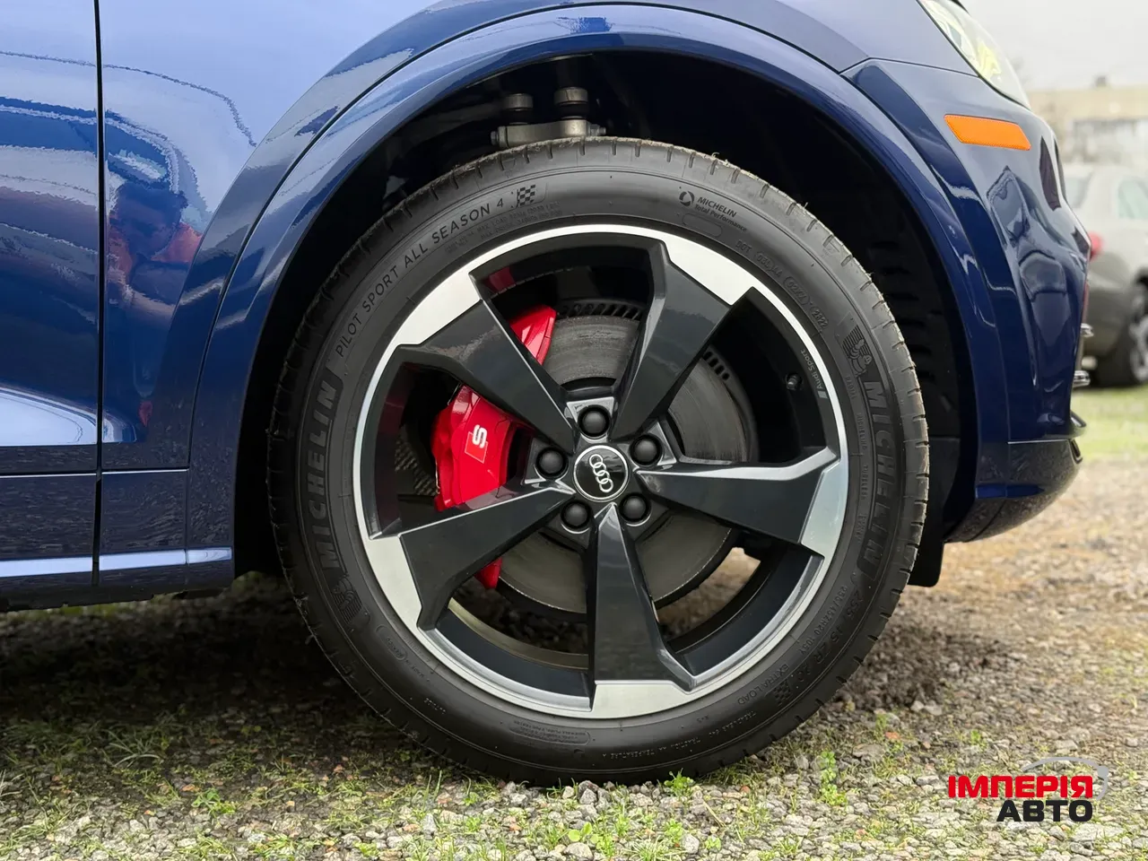 Audi SQ5 - фото 4