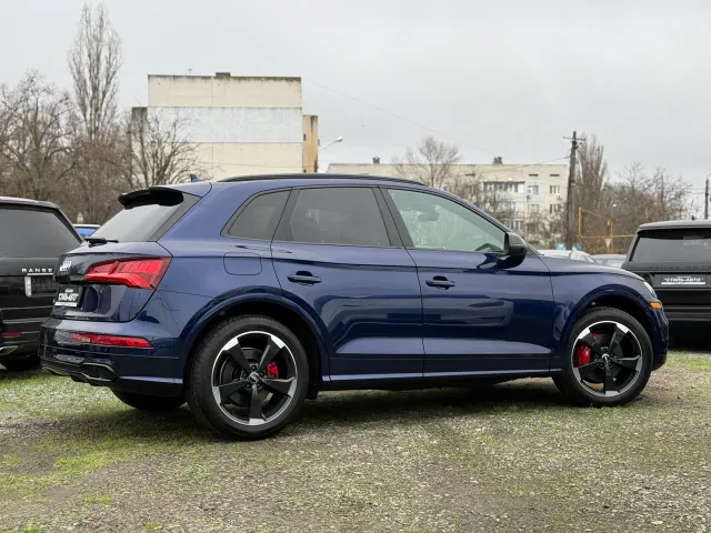 Audi SQ5 - фото 3