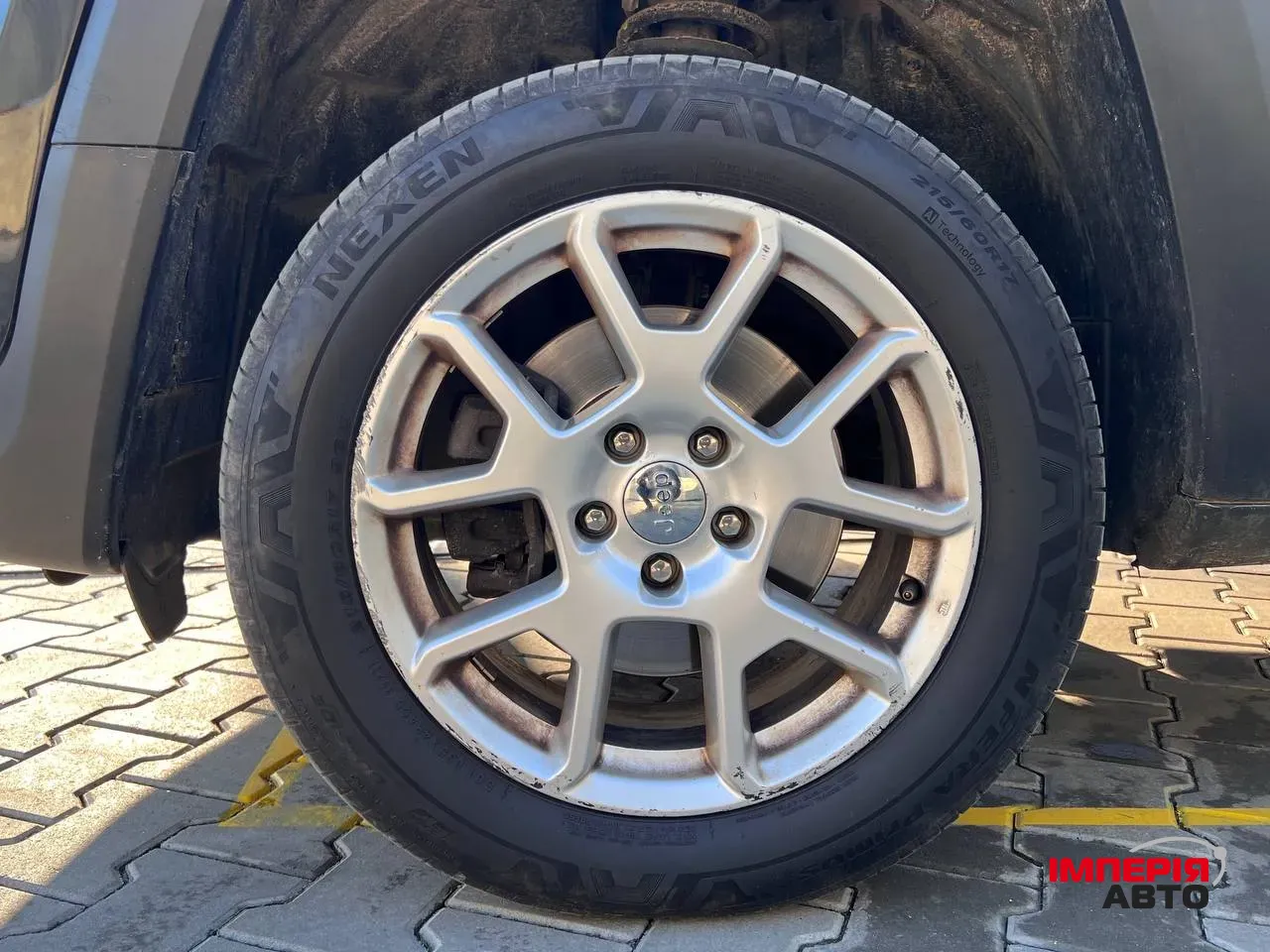 Jeep Renegade - фото 8