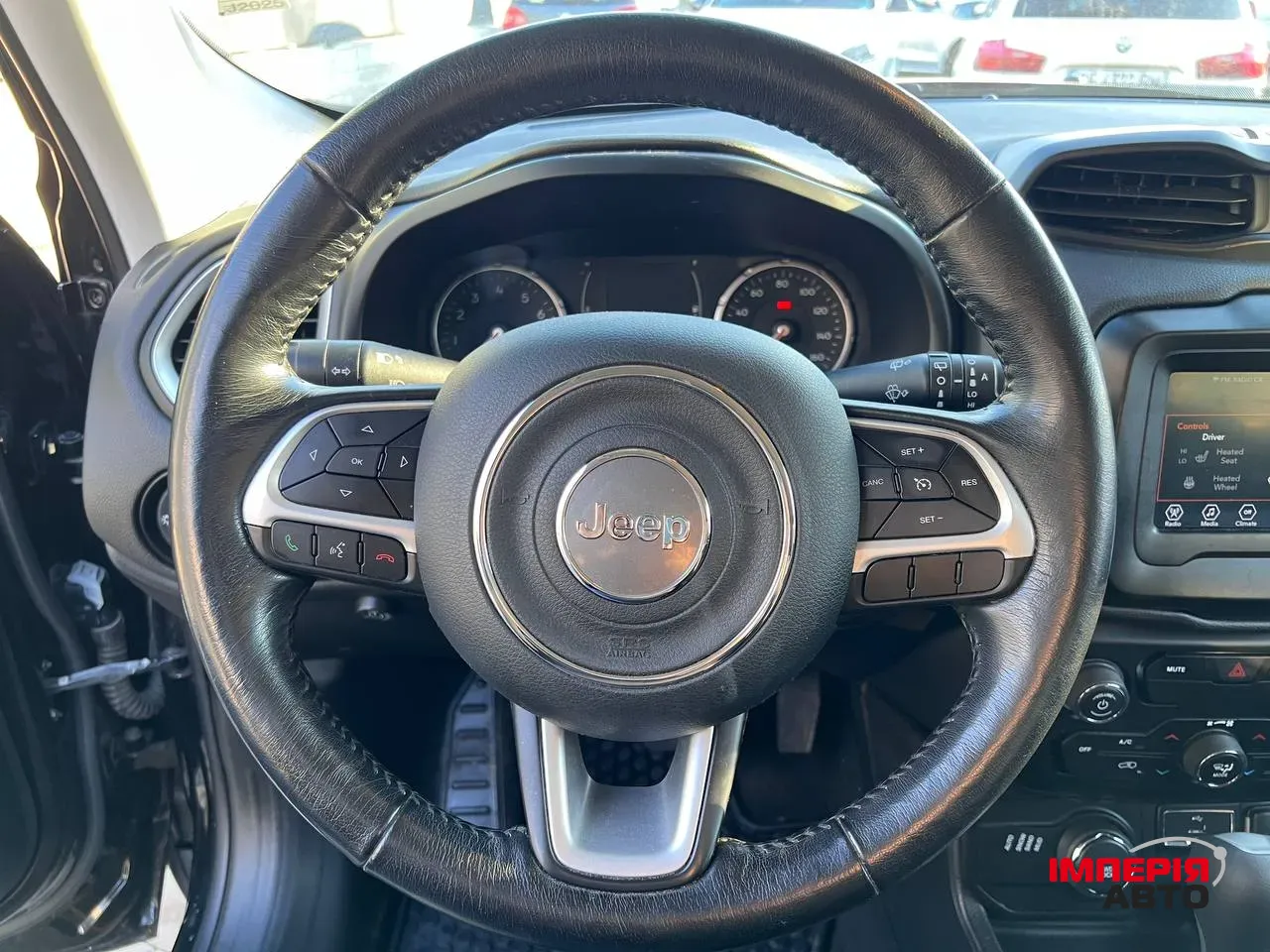 Jeep Renegade - фото 6