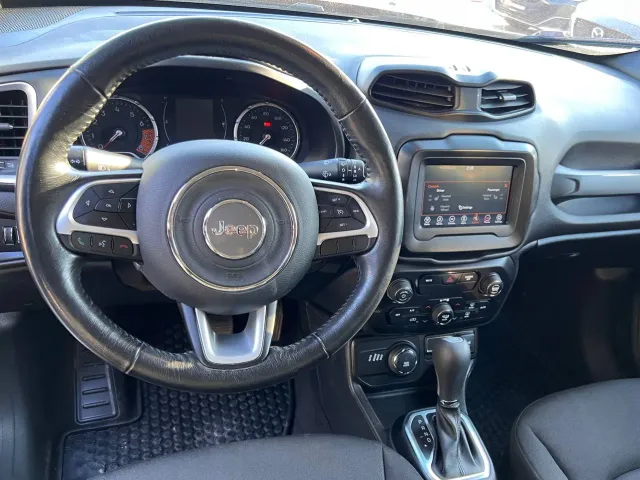 Jeep Renegade - фото 5