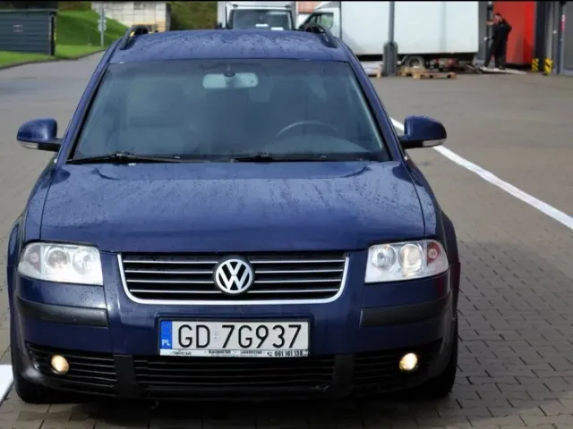 Volkswagen Passat - фото 2