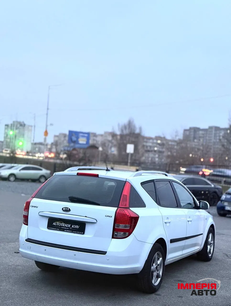 Kia Ceed - фото 5