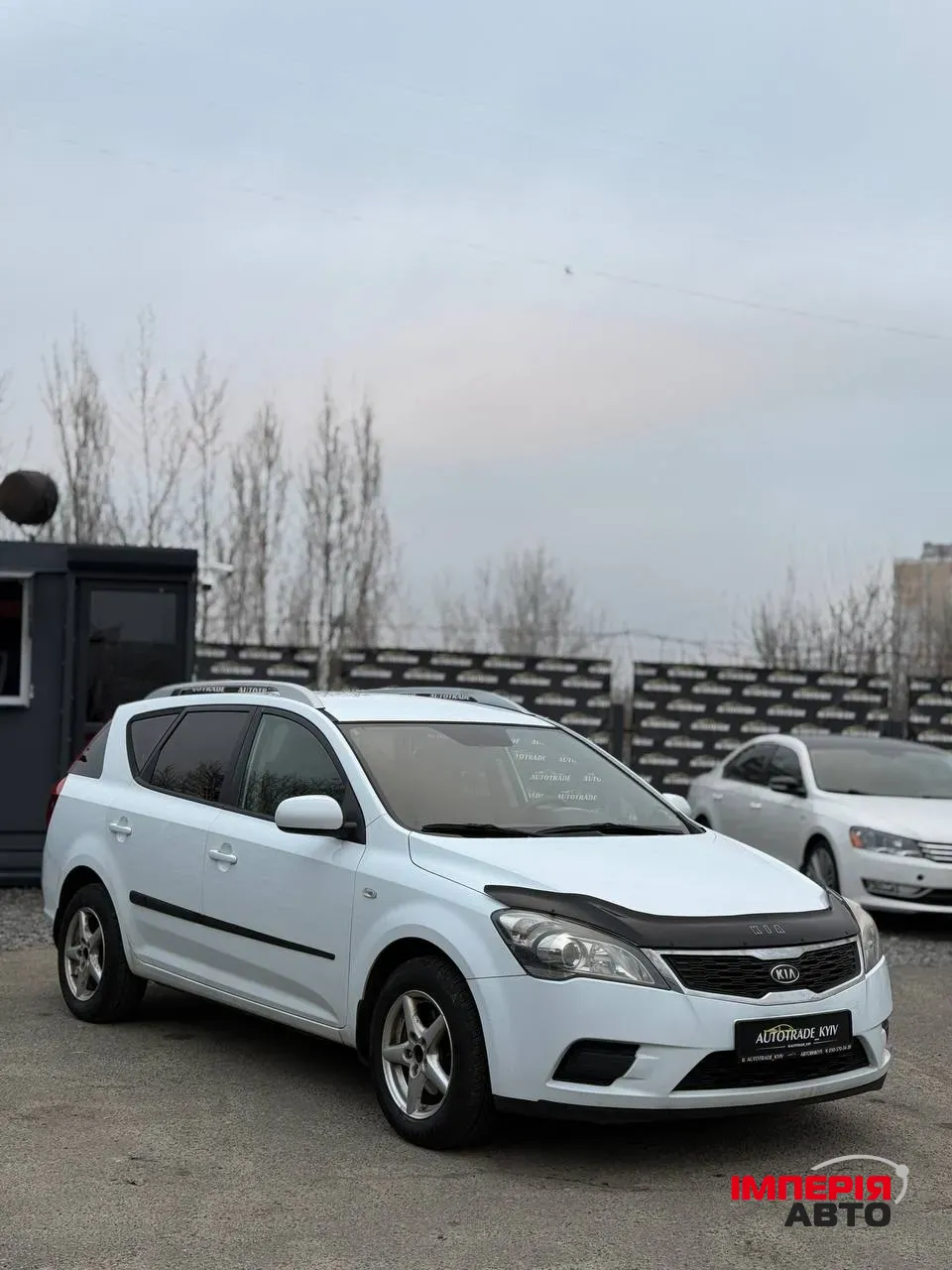 Kia Ceed - фото 1