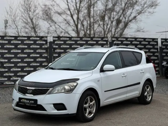 Kia Ceed - фото 2