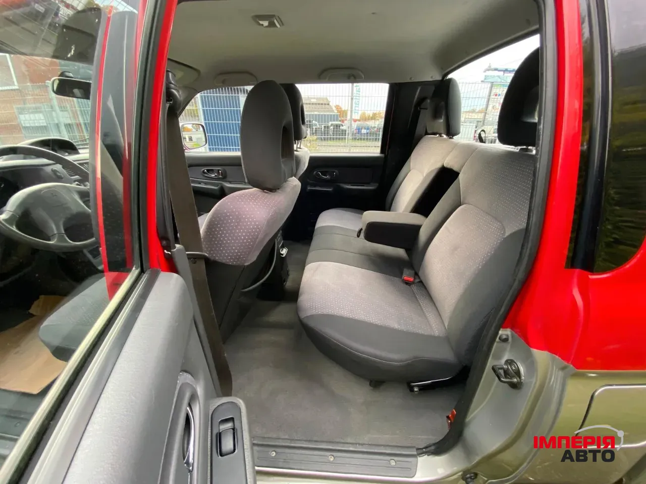 Mitsubishi L200 - фото 9