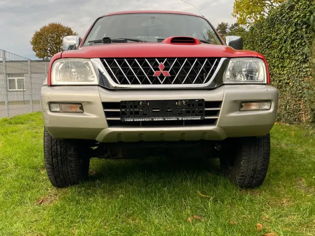 Mitsubishi L200 - фото 2
