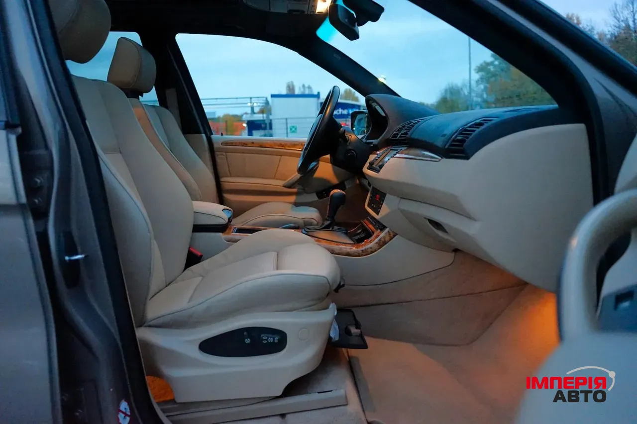 BMW X5 - фото 8