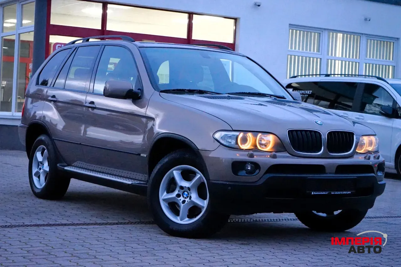 BMW X5 - фото 1