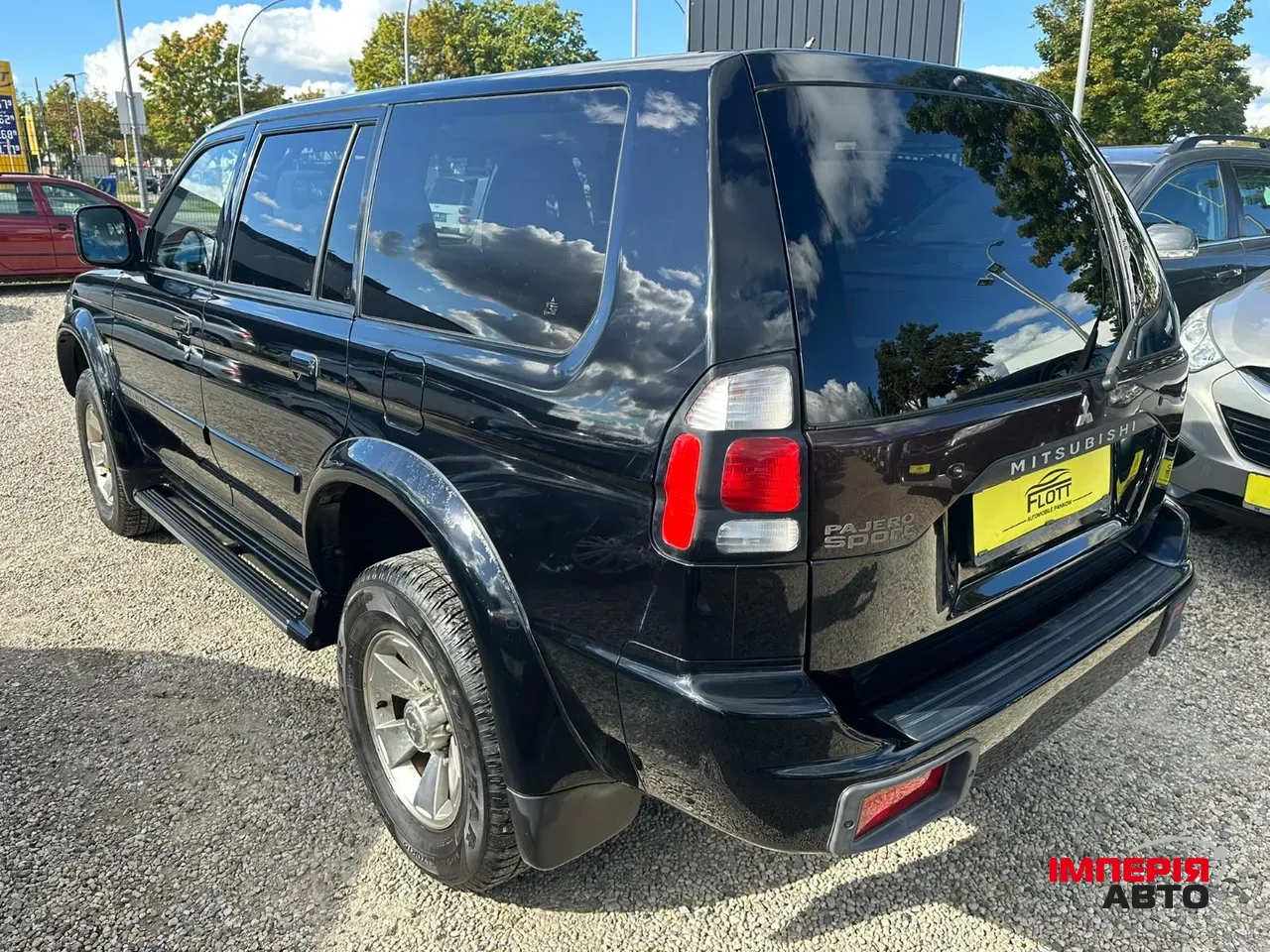 Mitsubishi Pajero Sport - фото 2