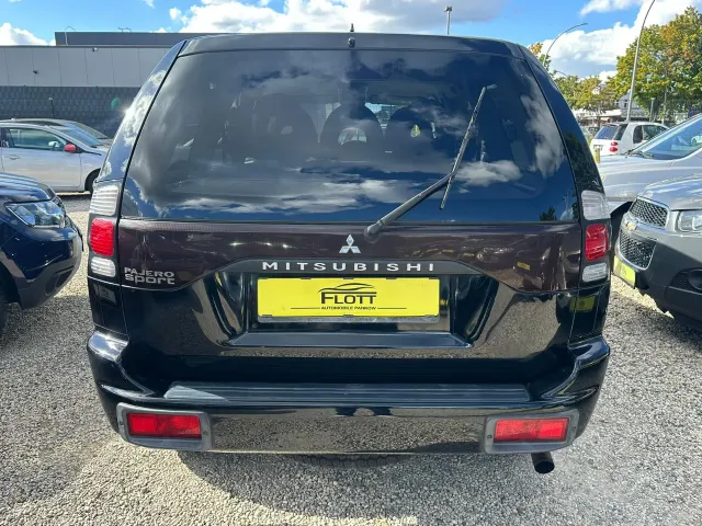 Mitsubishi Pajero Sport - фото 3