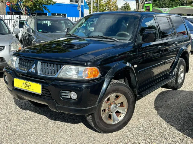 Mitsubishi Pajero Sport - фото 1