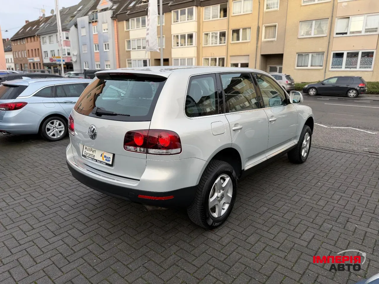 Volkswagen Touareg - фото 8
