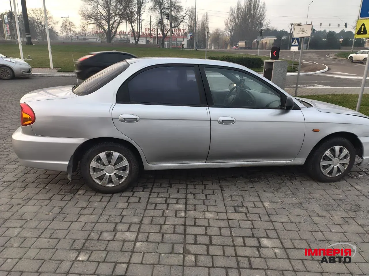 Kia Sephia - фото 11