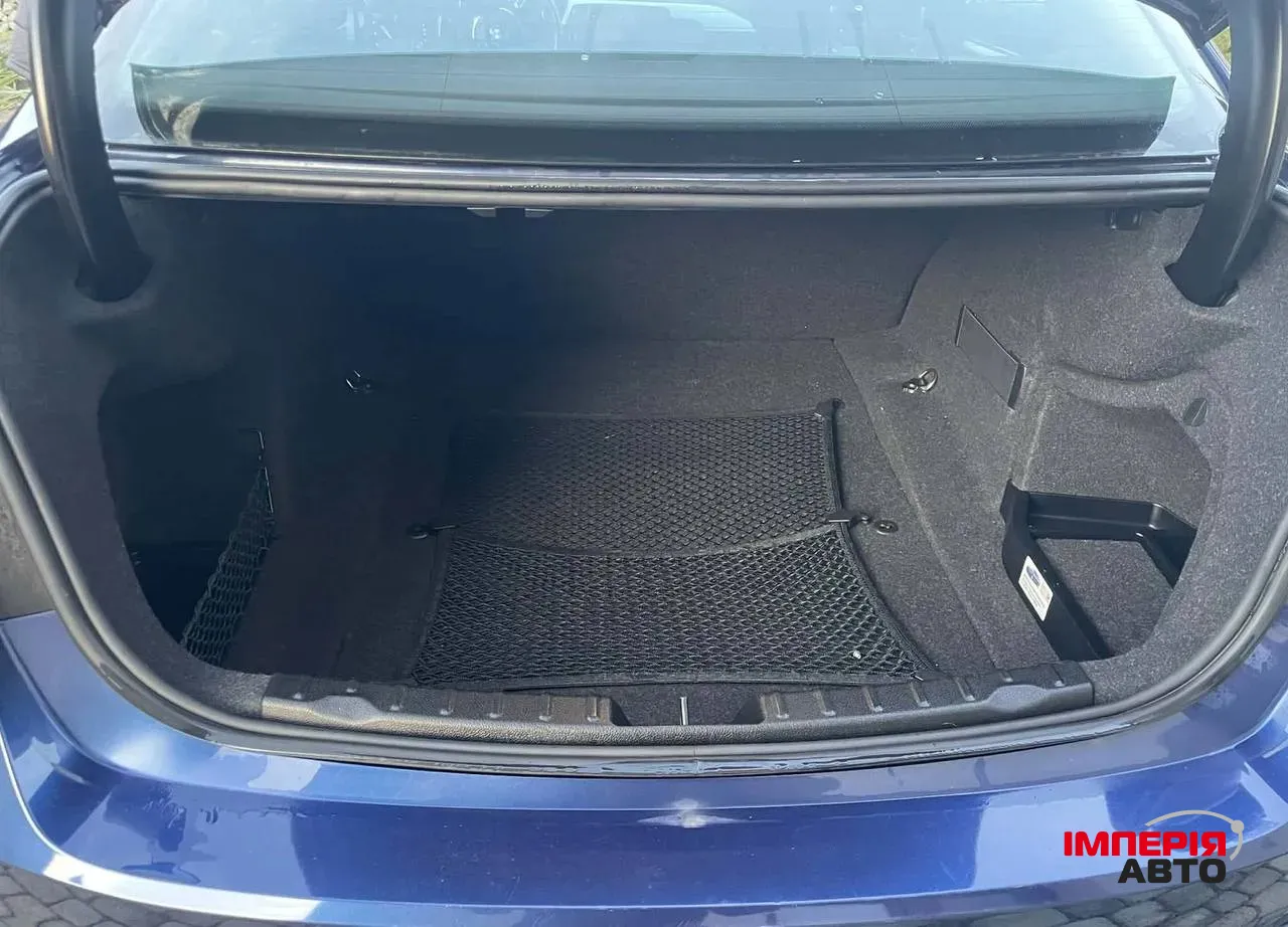 BMW 3 серії - фото 11