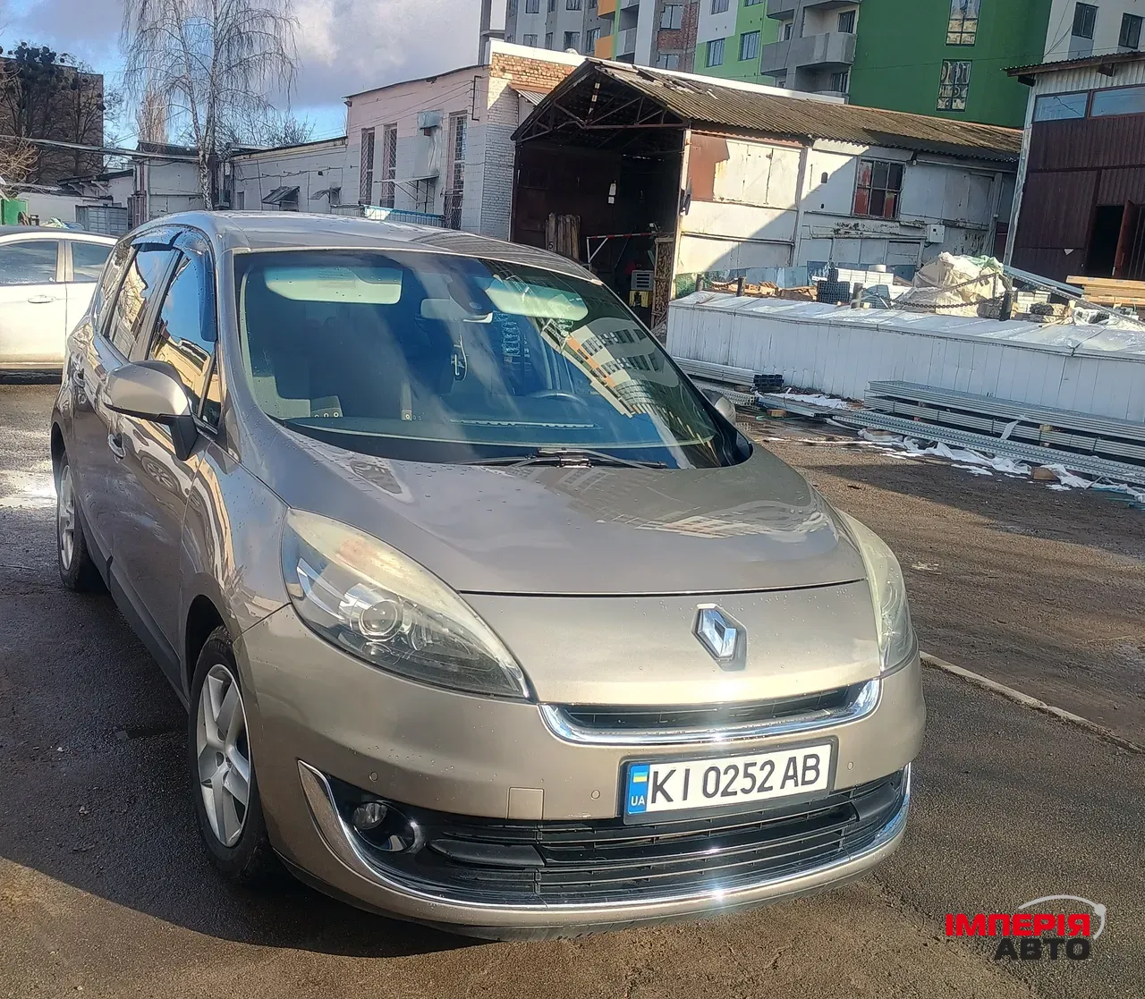 Renault Scenic - фото 2