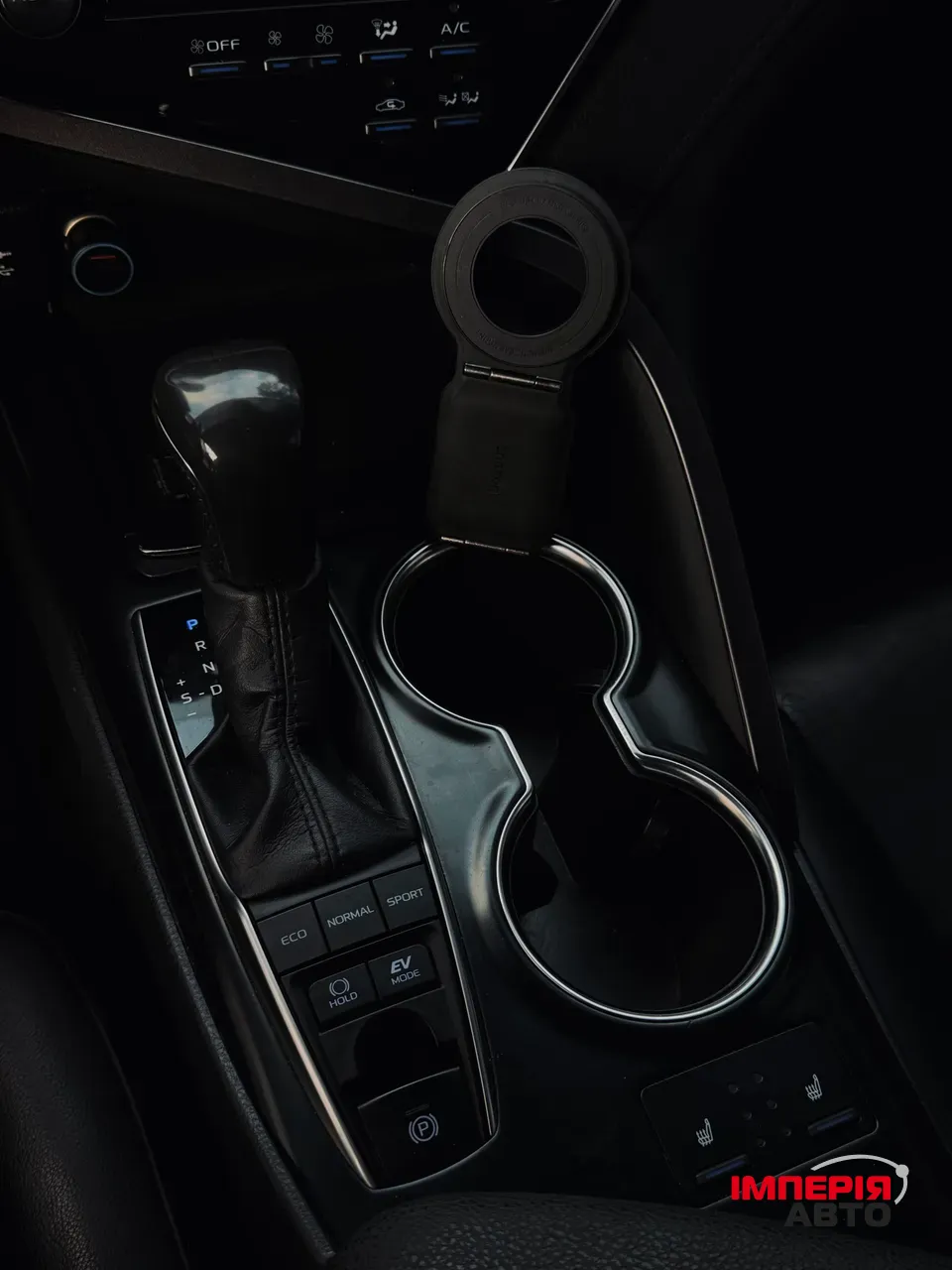 Toyota Camry - фото 11