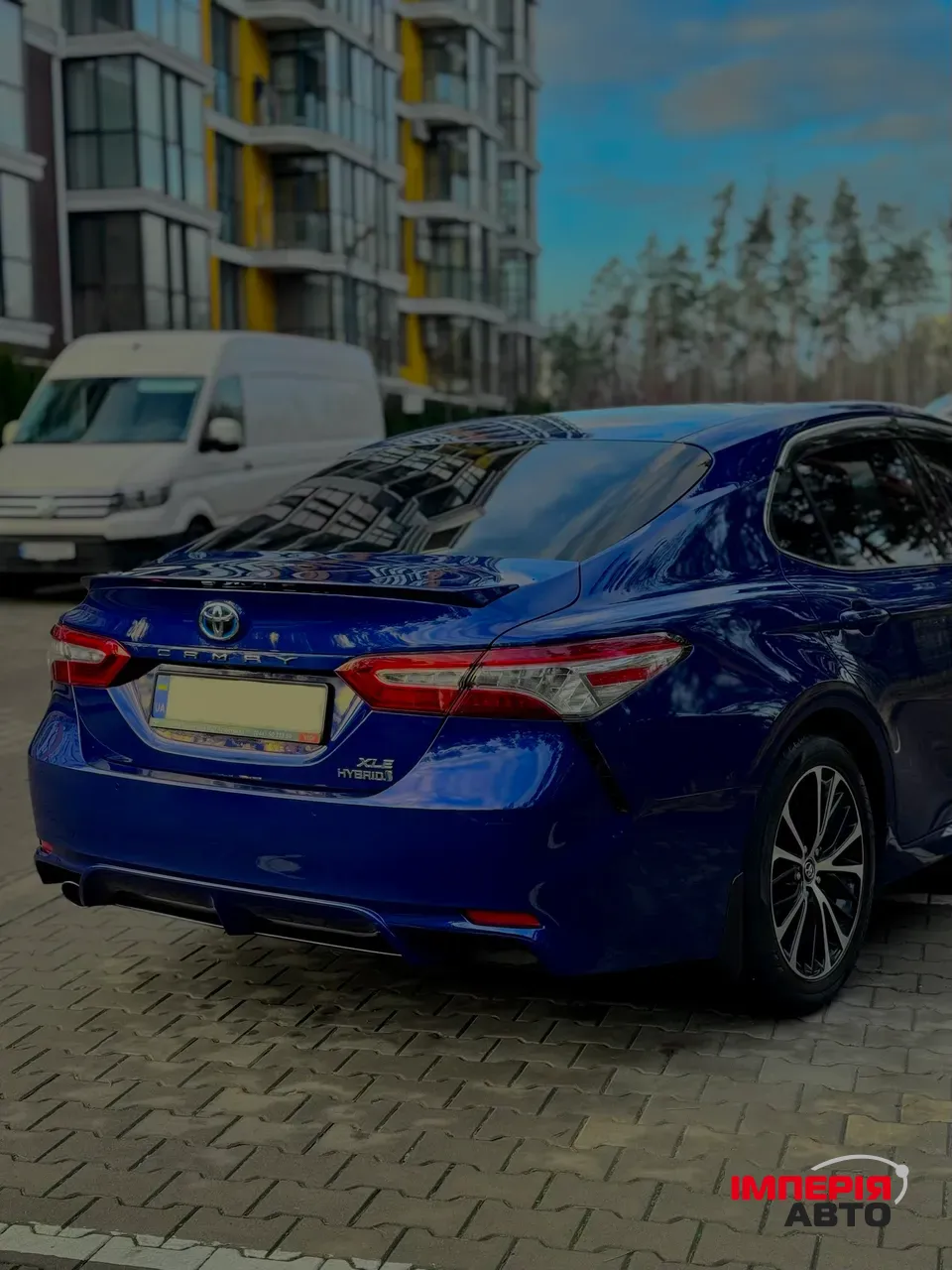 Toyota Camry - фото 3