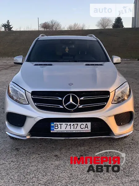 Mercedes-Benz GLE - фото 1