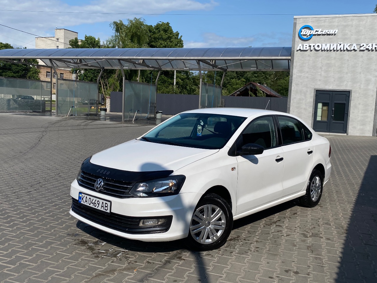 Volkswagen Polo - фото 1