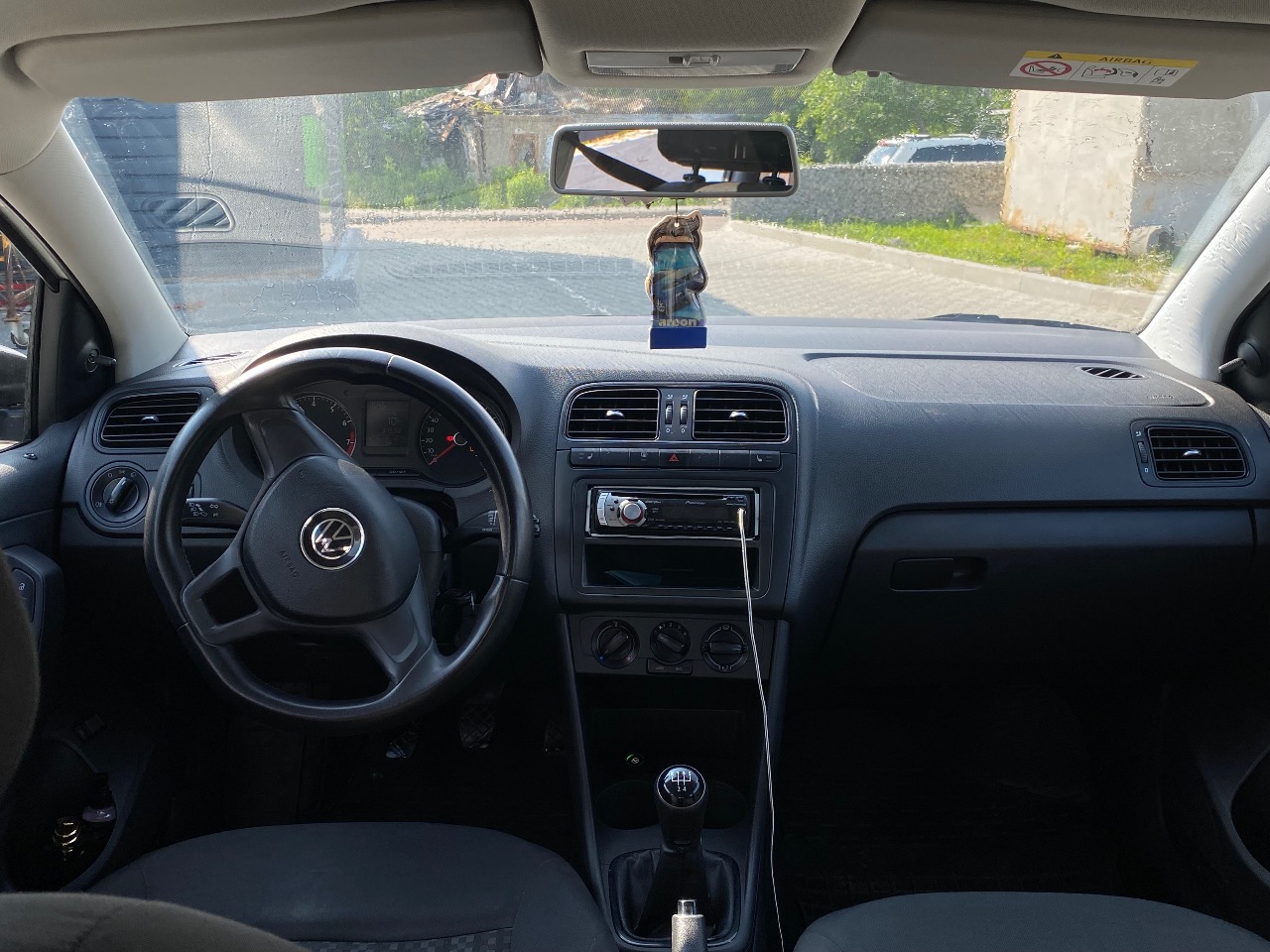 Volkswagen Polo - фото 5