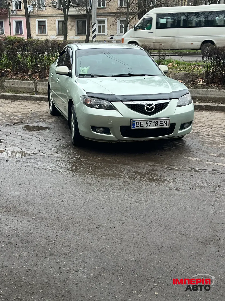 Mazda 3 - фото 6