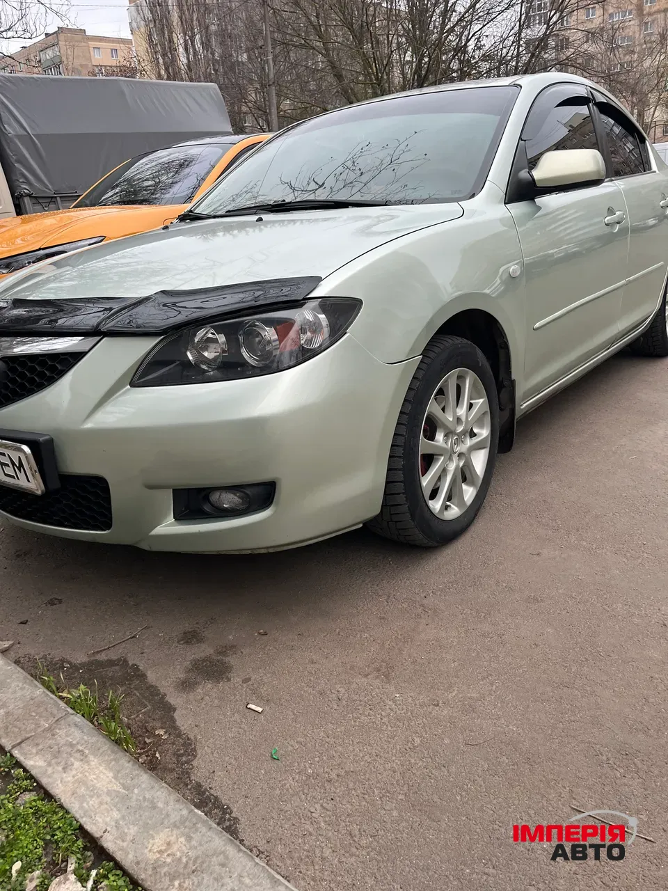 Mazda 3 - фото 2