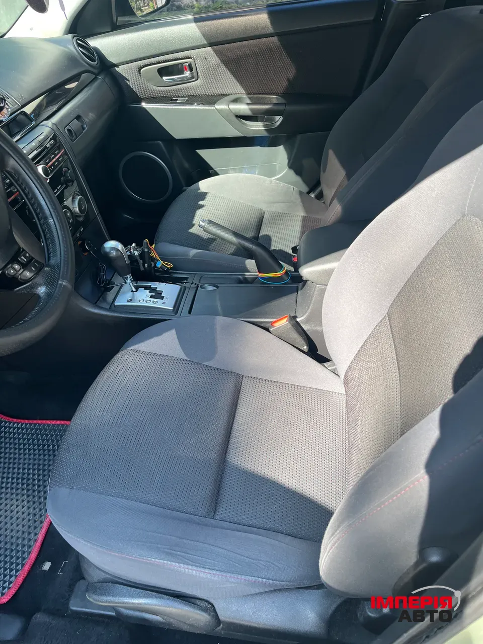 Mazda 3 - фото 32