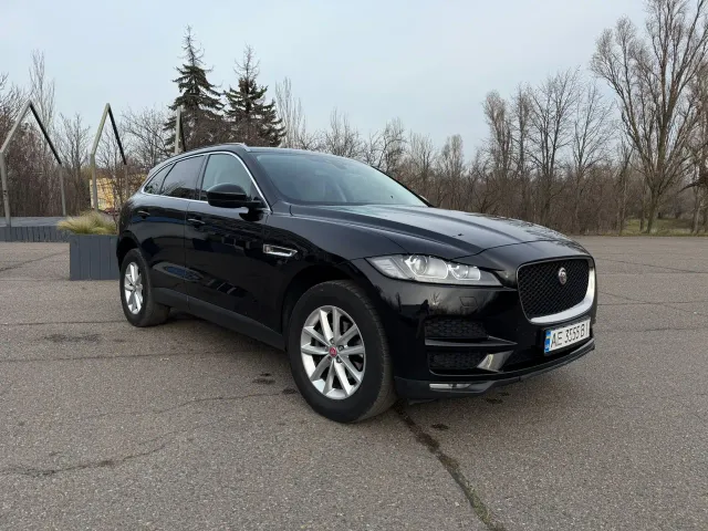 Jaguar F-Pace - фото 1